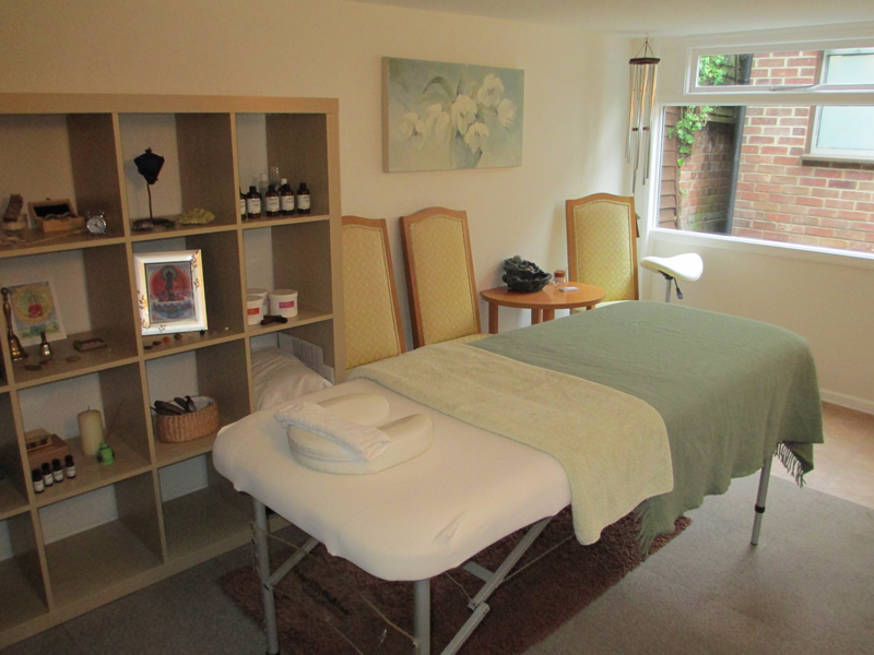 Brentwood Holistic Therapies | 56 Selwood Rd, Brentwood CM14 4QA, UK | Phone: 07902 901358