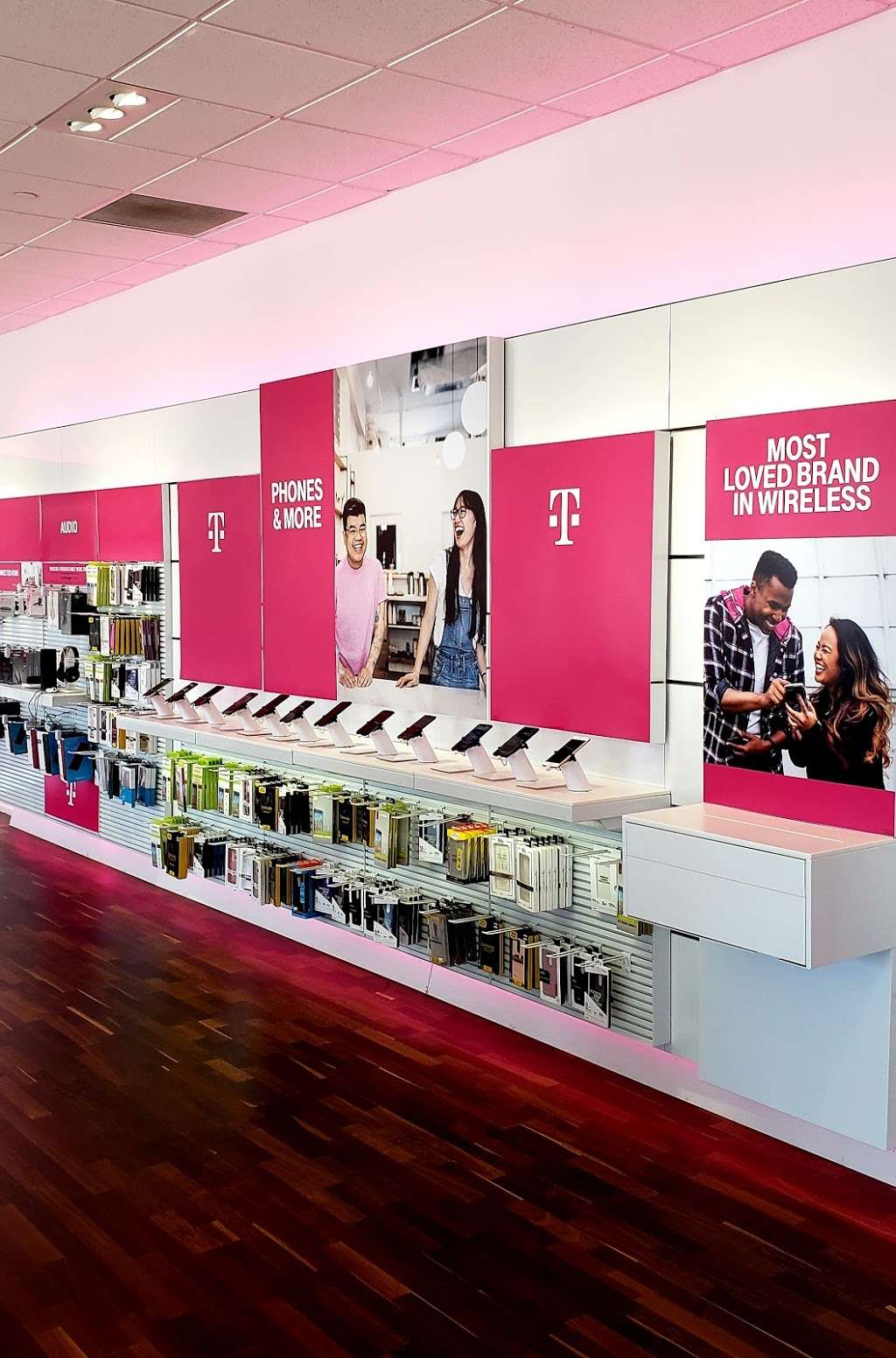 T-Mobile | 119 SW Loop 410 #309, San Antonio, TX 78245, USA | Phone: (210) 520-9600