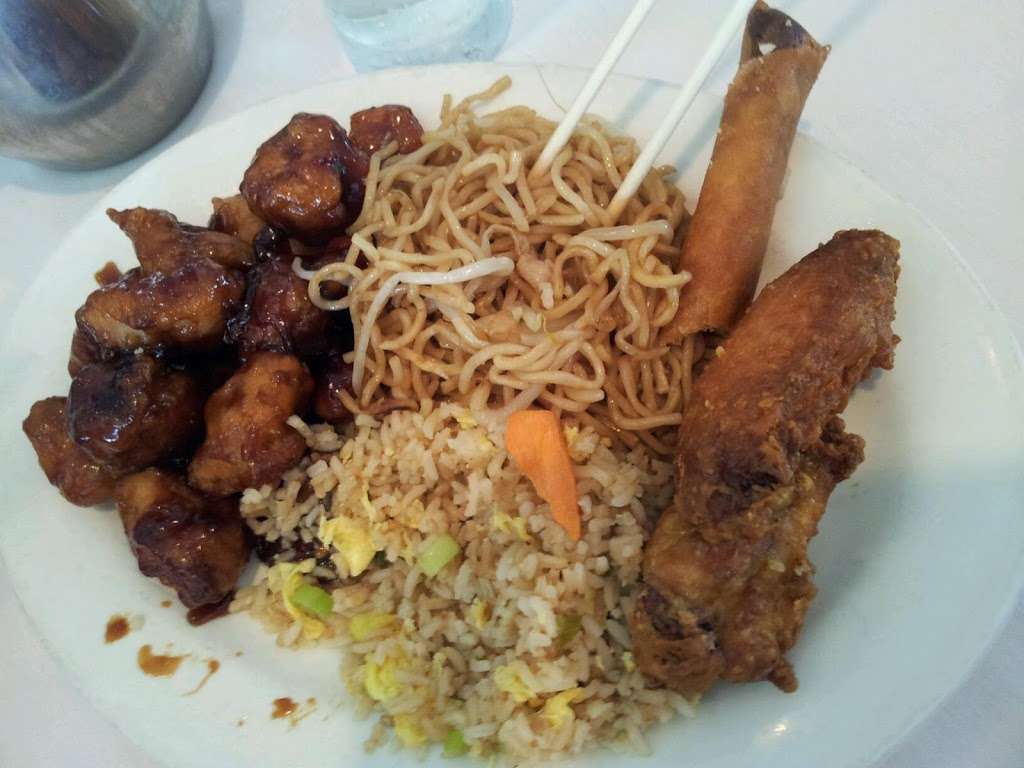 Tams Cuisine of China | 494 Manor Plaza, Pacifica, CA 94044, USA | Phone: (650) 359-7575