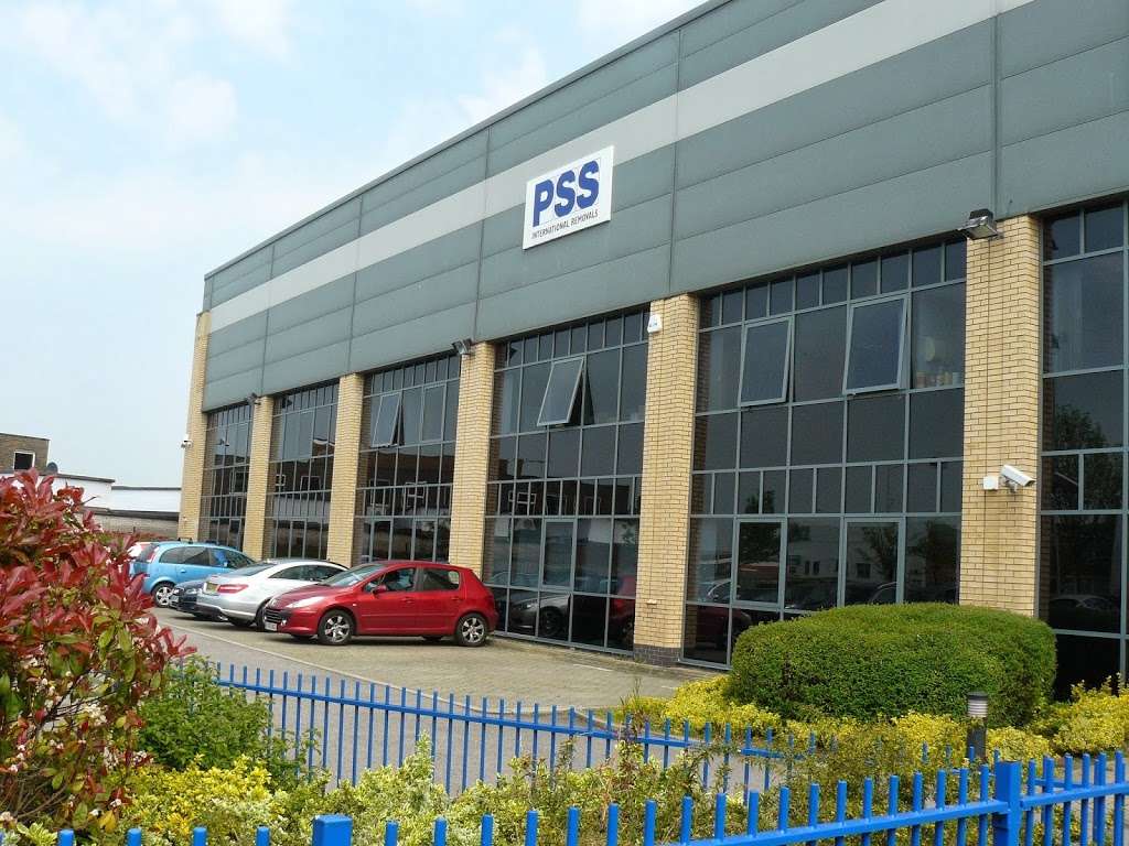 PSS International Removals | Galleon Blvd, Dartford DA2 6QE, UK | Phone: 020 8686 7733