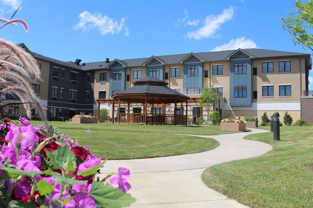 Evergreen Senior Living - Orland Park | 10820 183rd St, Orland Park, IL 60467 | Phone: (708) 479-1082