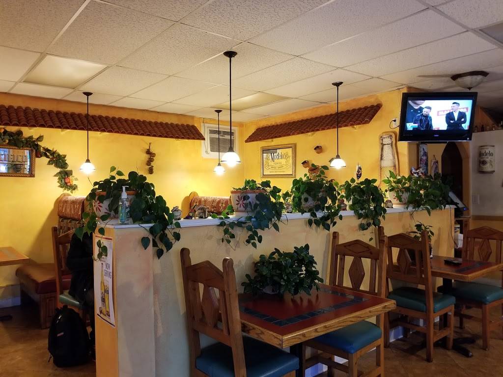 Los Tinos | Mexican Restaurant | 7300 Rainier Ave S, Seattle, WA 98118, USA | Phone: (206) 760-1388