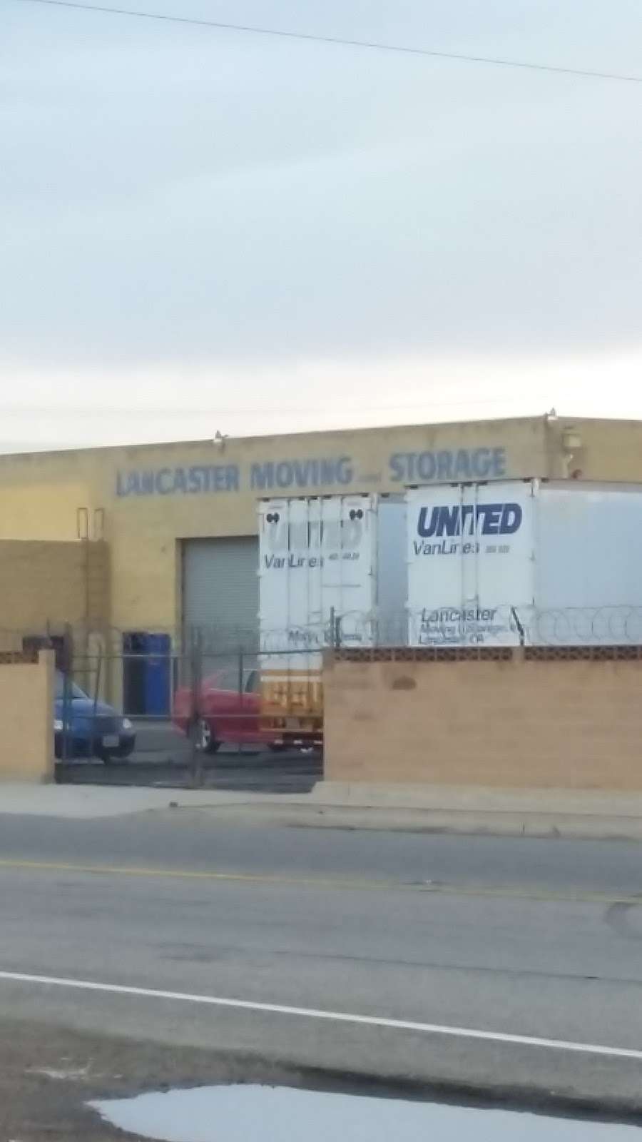 Lancaster Moving And Storage | 45652 Division St, Lancaster, CA 93535 | Phone: (661) 942-7515