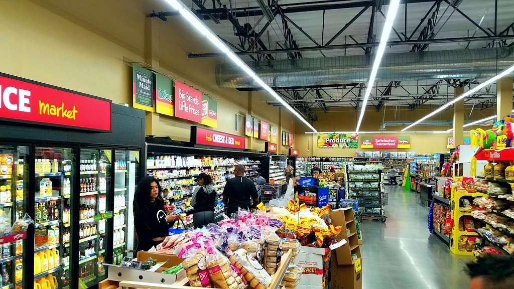 Grocery Outlet Bargain Market | 1145 W Renaissance Pkwy, Rialto, CA 92376, USA | Phone: (909) 667-5245