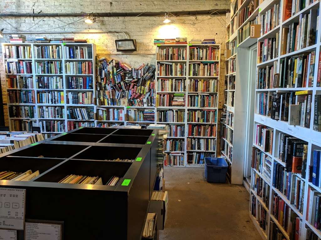 Open Books Pilsen | 905 W 19th St, Chicago, IL 60608, USA | Phone: (312) 243-9776