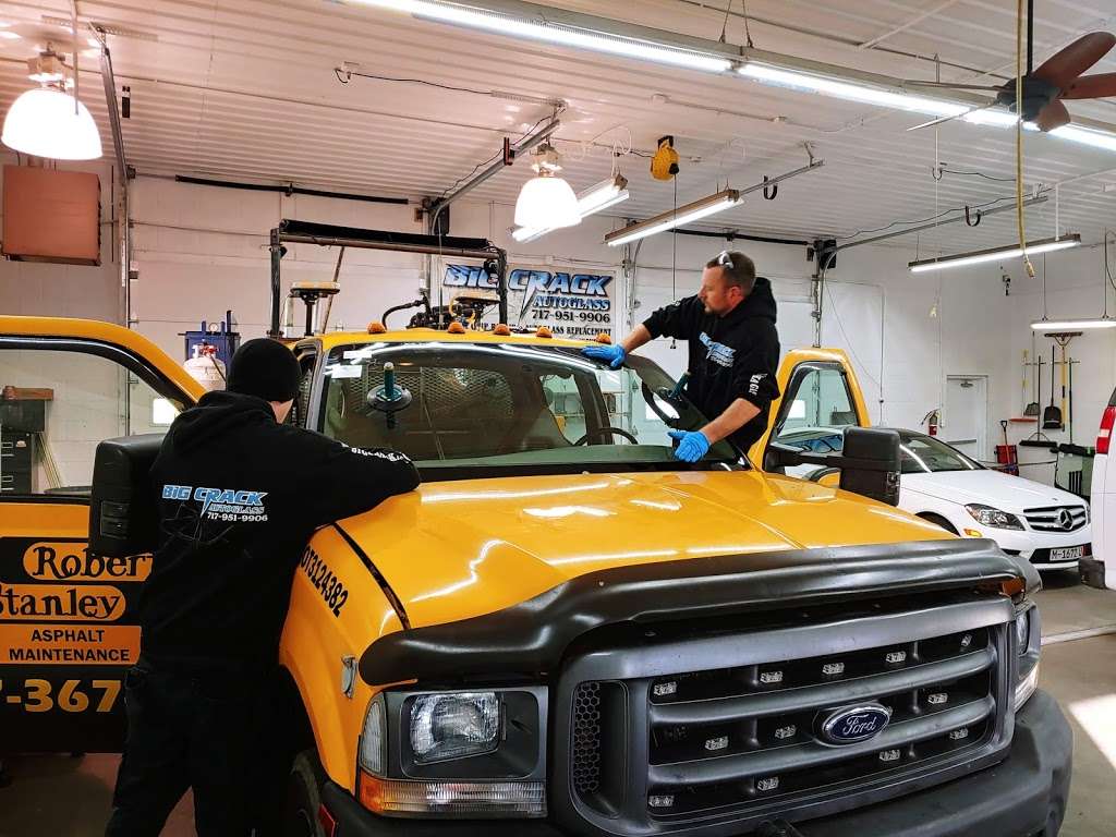 Big Crack Autoglass | 48 Bucknoll Rd, Manheim, PA 17545, USA | Phone: (717) 951-9906