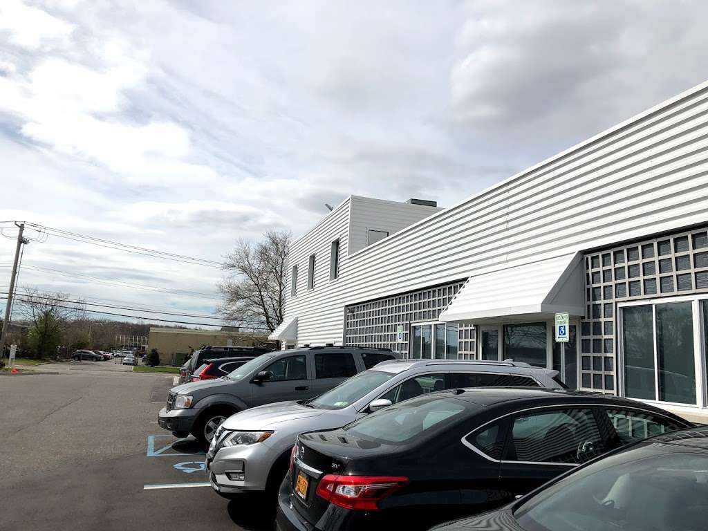 Future Tire Inc | 202 Bethpage-Sweet Hollow Rd, Old Bethpage, NY 11804 | Phone: (516) 752-9200