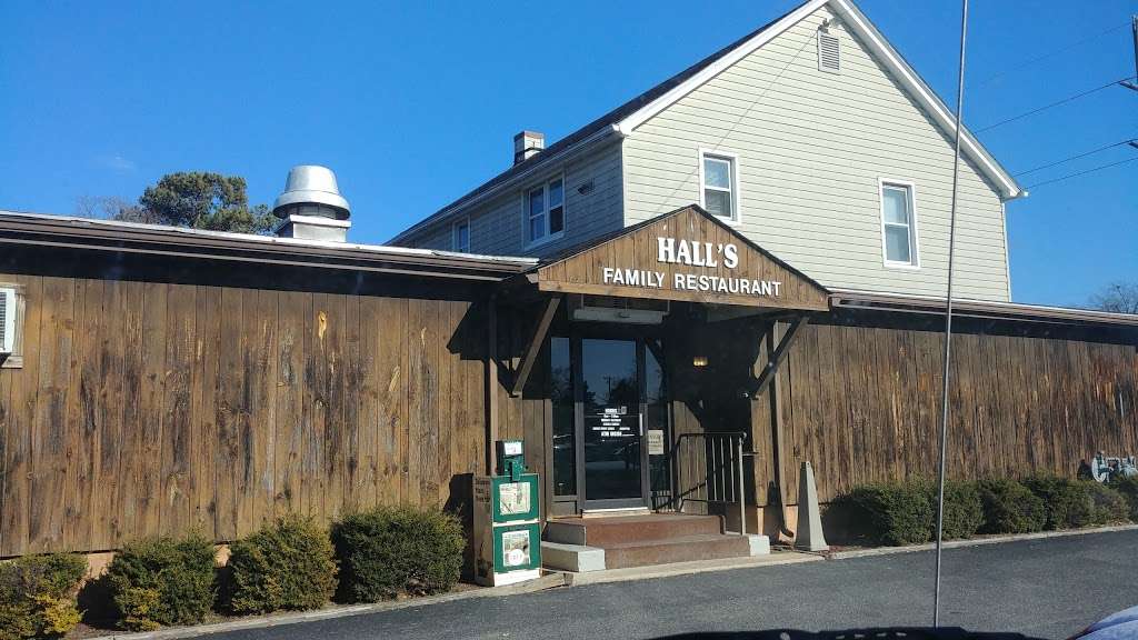 Halls Family Restaurant | 108 N Railroad Ave, Wyoming, DE 19934, USA | Phone: (302) 697-7448