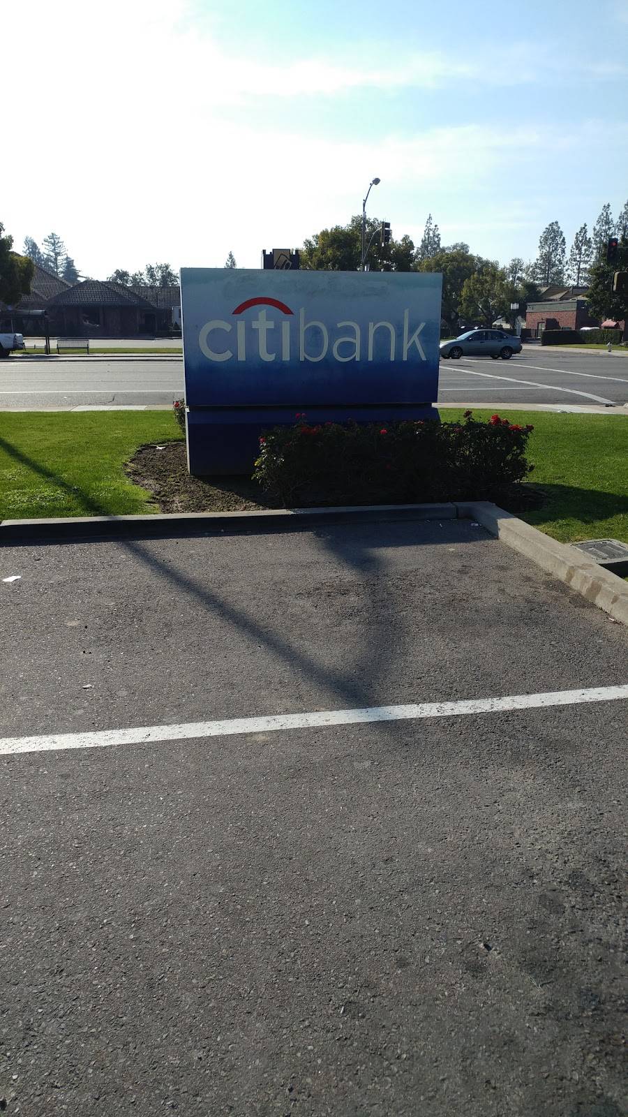 Citibank | 2270 W Shaw Ave, Fresno, CA 93711, USA | Phone: (559) 475-6115