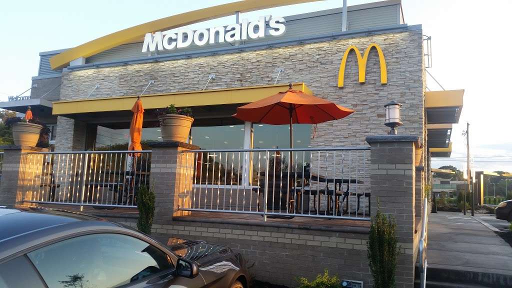 McDonalds | 3925 Nazareth Pike, Bethlehem, PA 18017, USA | Phone: (610) 849-2426