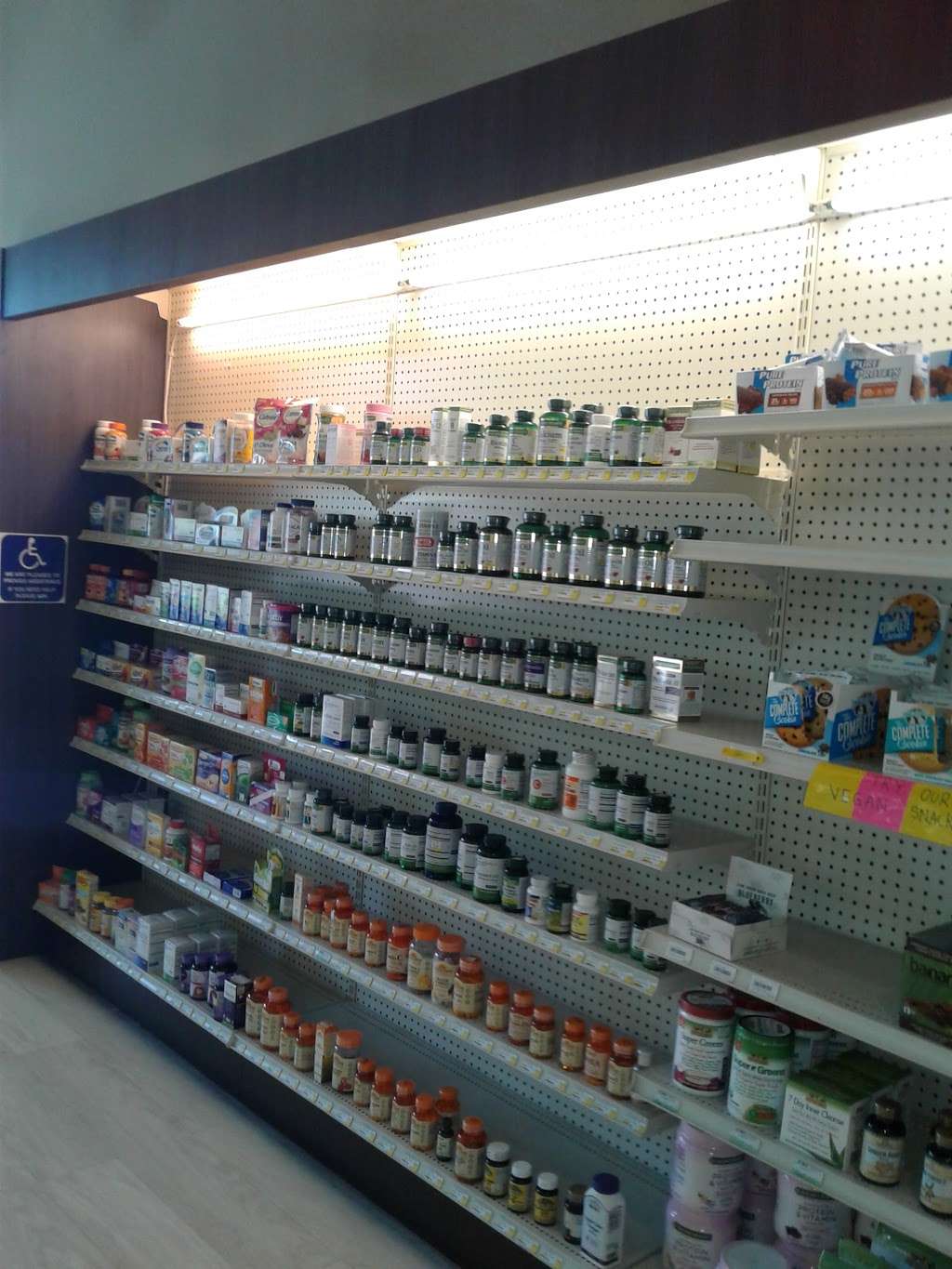 Phillips Ranch Pharmacy | 3040 W Temple Ave, Pomona, CA 91766, USA | Phone: (909) 868-7363