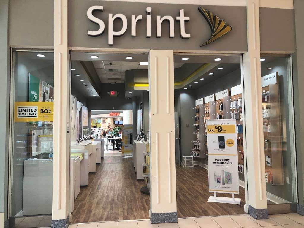 Sprint Store | 1700 W International Speedway Blvd Ste 136, Daytona Beach, FL 32114, USA | Phone: (386) 256-7512