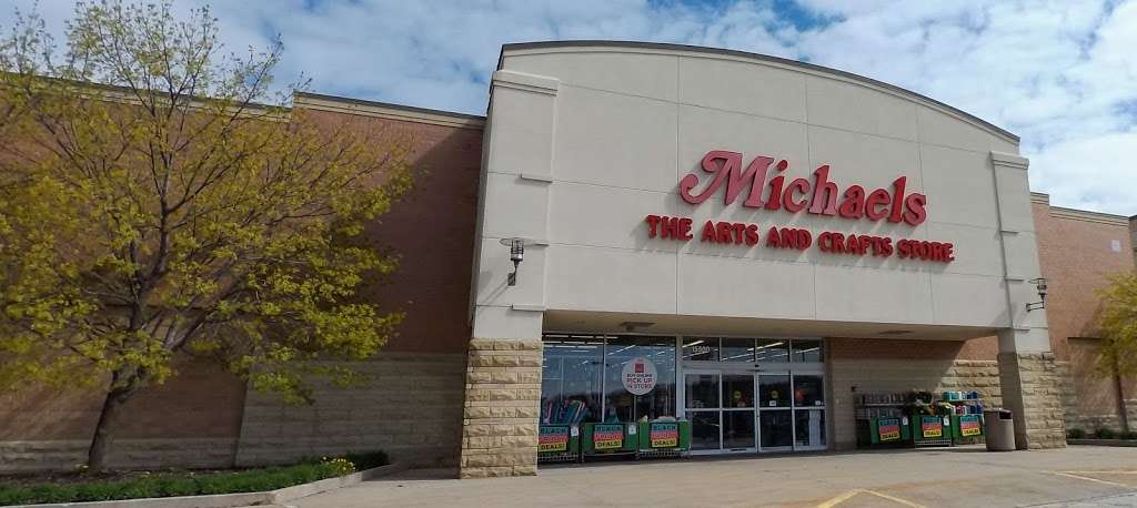 Michaels | 15500 W Beloit Rd, New Berlin, WI 53151, USA | Phone: (262) 784-1451