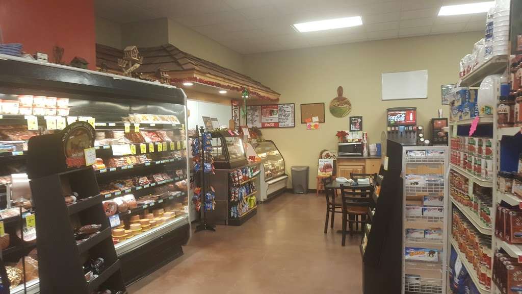 Jamesport Grocery | 302 Broadway St, Jamesport, MO 64648, USA | Phone: (660) 684-6616