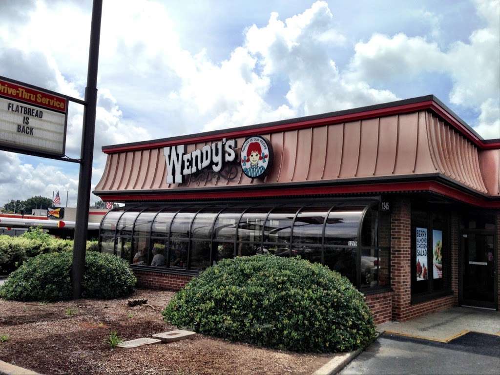 Wendys | 1245 W Roosevelt Blvd, Monroe, NC 28110, USA | Phone: (704) 289-1009