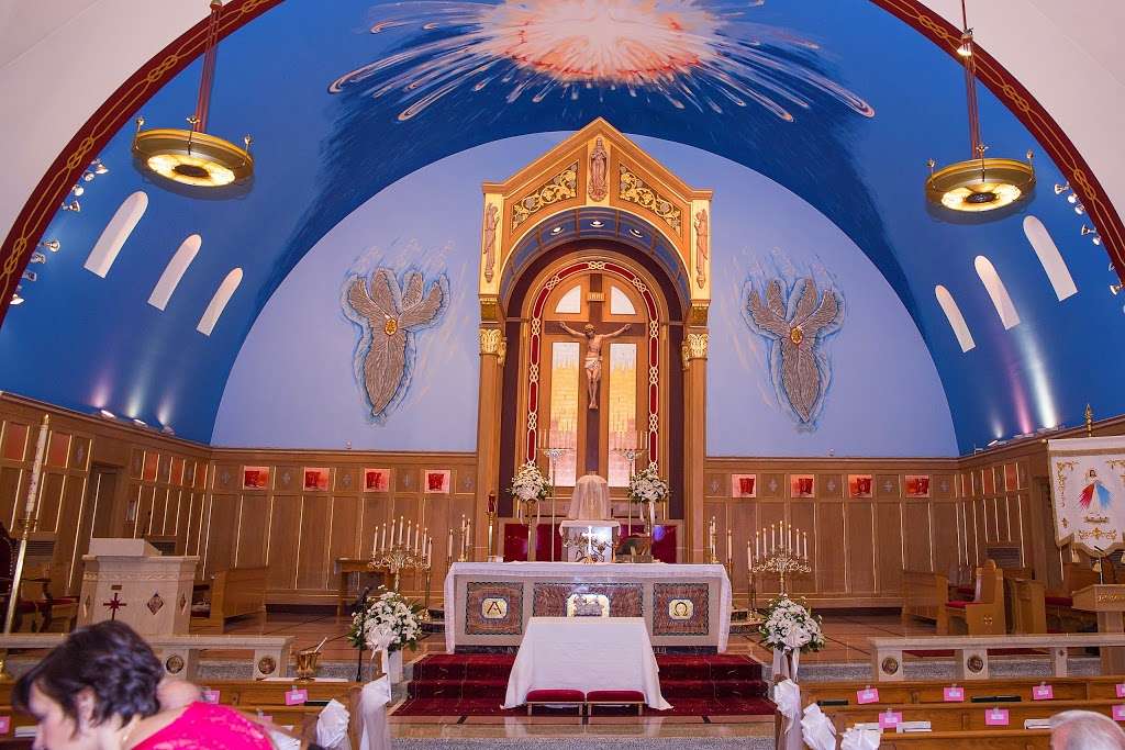 Church of the Assumption | 113 Chiego Pl, Roselle Park, NJ 07204, USA | Phone: (908) 245-1107