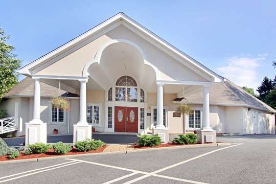 Wanamaker & Carlough Funeral Home | 177 NY-59, Suffern, NY 10901 | Phone: (845) 357-0423