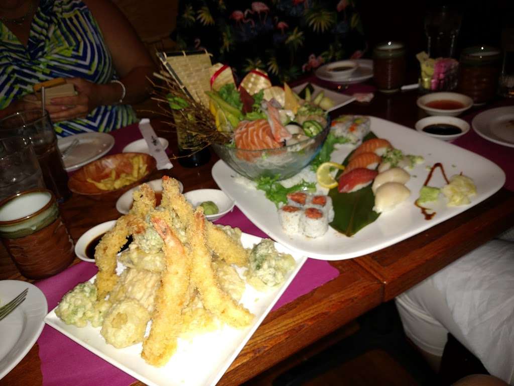 Cafe East Asian Cuisine and Sushi Bar | 594 Centerville Rd, Lancaster, PA 17601, USA | Phone: (717) 892-3858