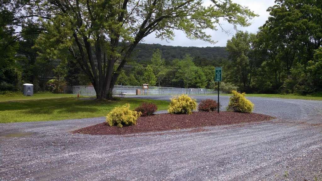 W. Leroy Lewis Dog Park | 108 Leroys, Leroys Ln, East Stroudsburg, PA 18302, USA | Phone: (570) 223-8920