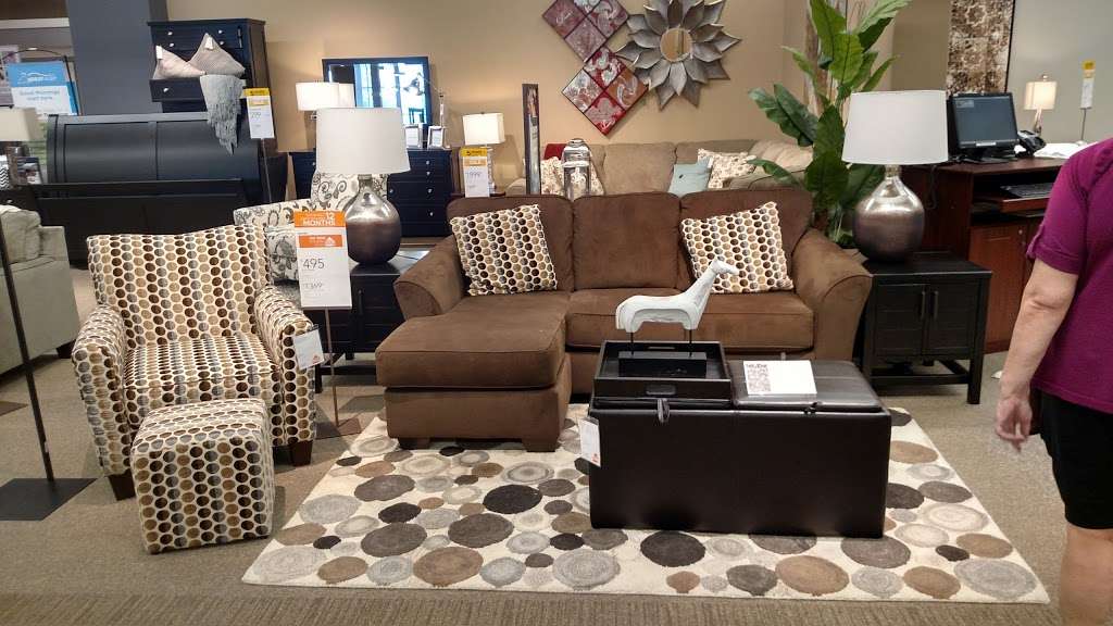 Ashley HomeStore | 3200 Mall Loop Dr, Joliet, IL 60431, USA | Phone: (815) 230-4280