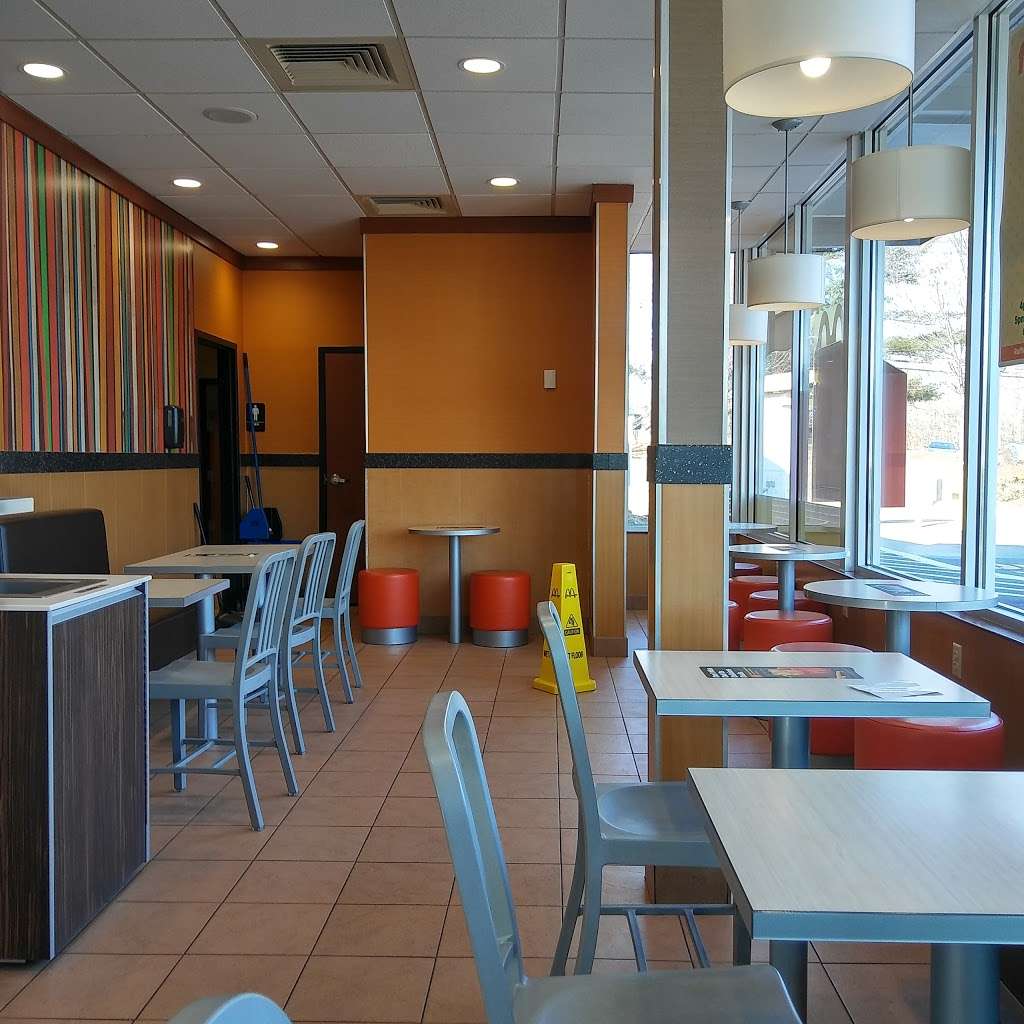 McDonalds | 9450 Crain Hwy, Upper Marlboro, MD 20772, USA | Phone: (301) 856-1329