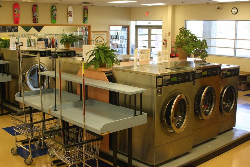Milwaukee Laundry | 9151 N 76th St, Milwaukee, WI 53223, USA | Phone: (414) 355-2400