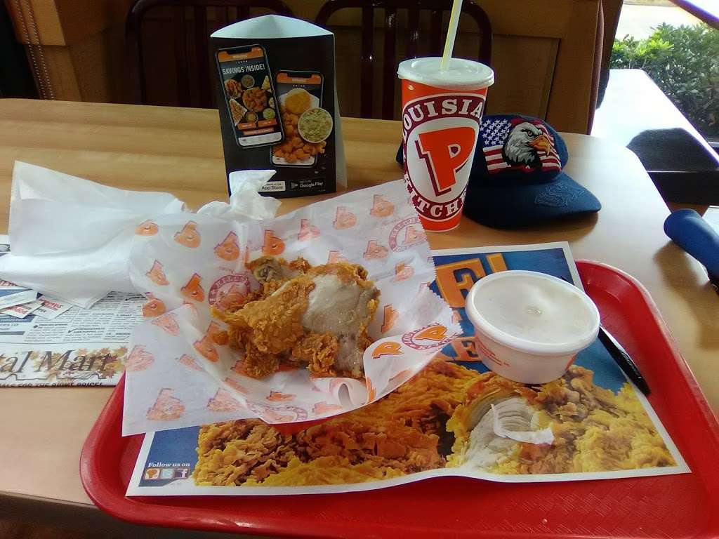 Popeyes Louisiana Kitchen | 14651 TX-105, Montgomery, TX 77356, USA | Phone: (936) 588-2227