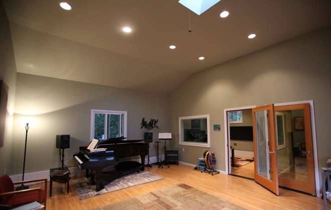 Threshold Studios | 8822 Barnett Valley Rd, Sebastopol, CA 95472, USA | Phone: (707) 570-6548