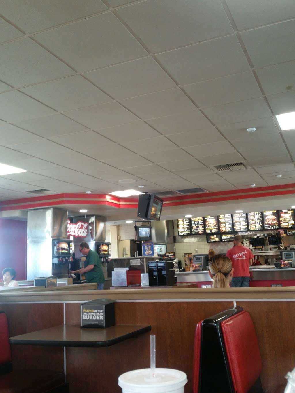 Carls Jr. | 23740 Temescal Canyon Rd, Corona, CA 92883, USA | Phone: (951) 277-2619