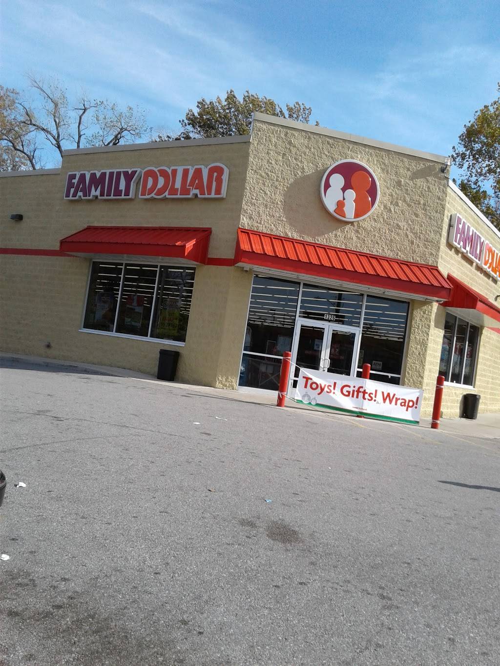 Family Dollar | 1326 S Florissant Rd, St. Louis, MO 63121, USA | Phone: (314) 687-4749