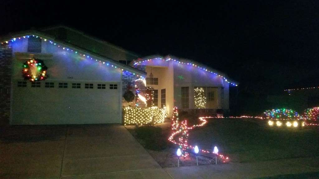 Jasper Dr Christmas Lights | 2700-2898 W Jasper Dr, Chandler, AZ 85224, USA