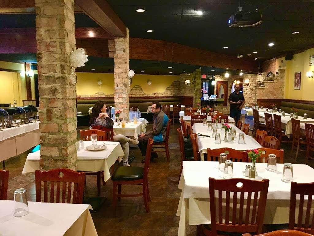 Mainland India Restaurant/Bar/Video Gaming | 8808 N Milwaukee Ave, Niles, IL 60714, USA | Phone: (847) 257-7918