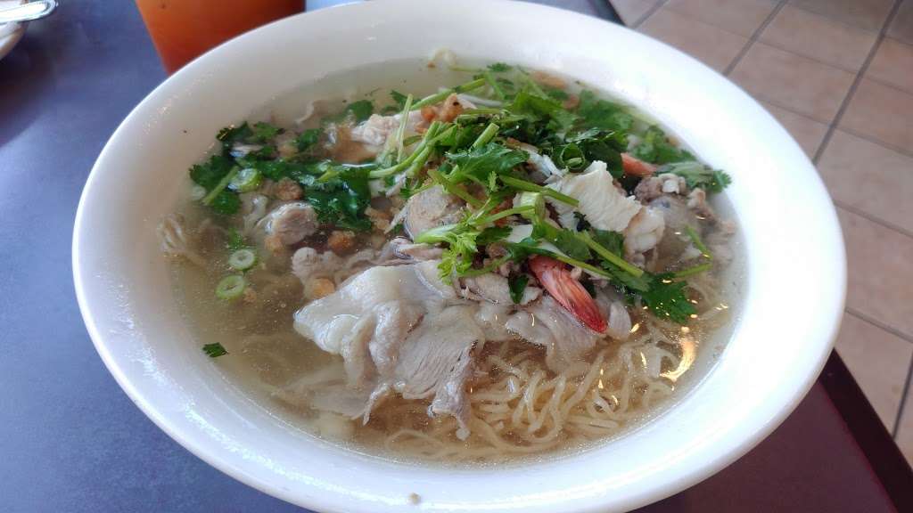 Red Bowl Noodles | 6917 Mission St, Daly City, CA 94014 | Phone: (650) 994-8886