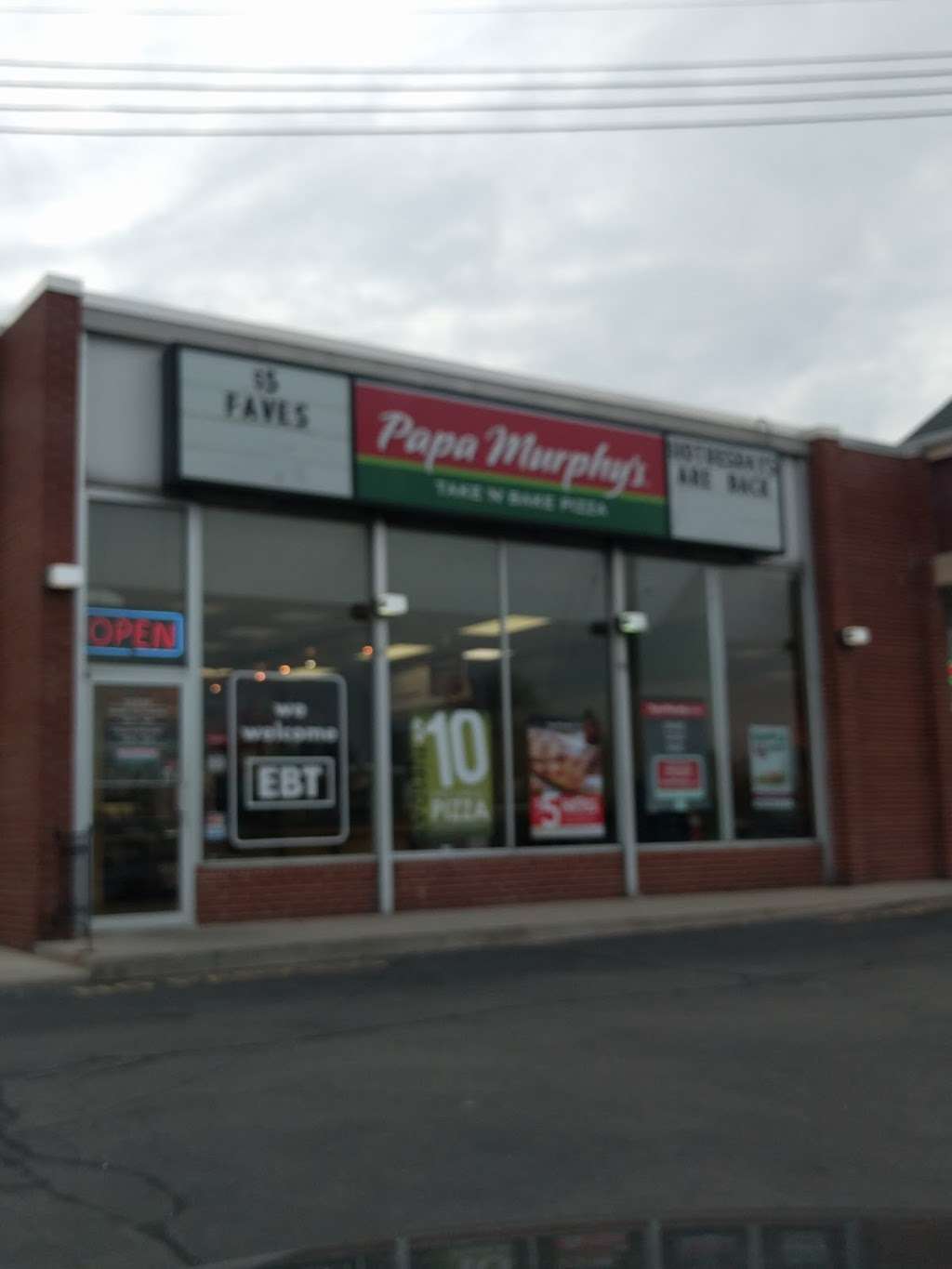 Papa Murphys Take N Bake Pizza | 3027 S 60th St, Milwaukee, WI 53219 | Phone: (414) 327-8750