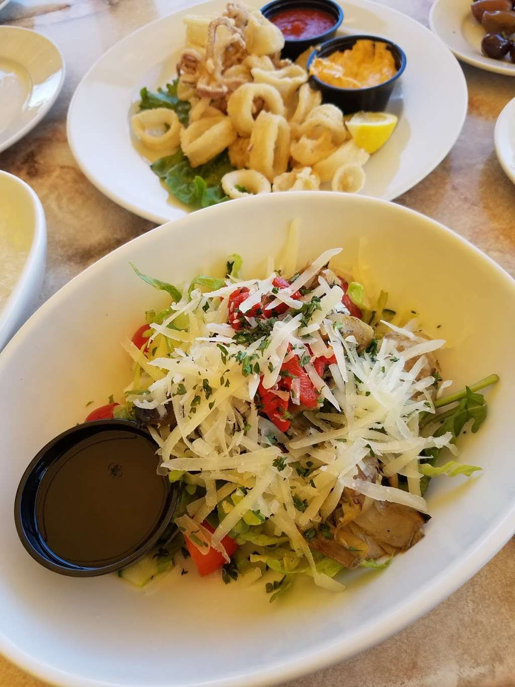 Fatfish in 28 Cottage Ave, Bay Shore, NY 11706, USA 