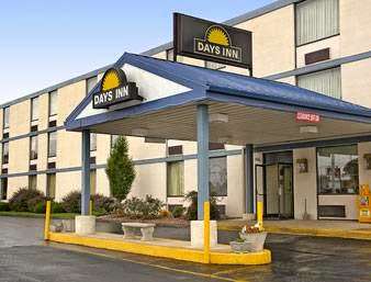 Days Inn by Wyndham Chambersburg | 30 Falling Spring Rd, Chambersburg, PA 17202, USA | Phone: (717) 263-1288
