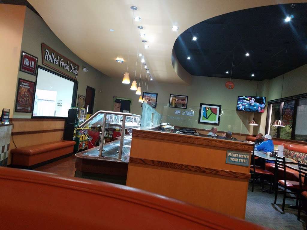 Round Table Pizza | 14898 Dale Evans Pkwy Ste 200, Apple Valley, CA 92307, USA | Phone: (760) 961-9867