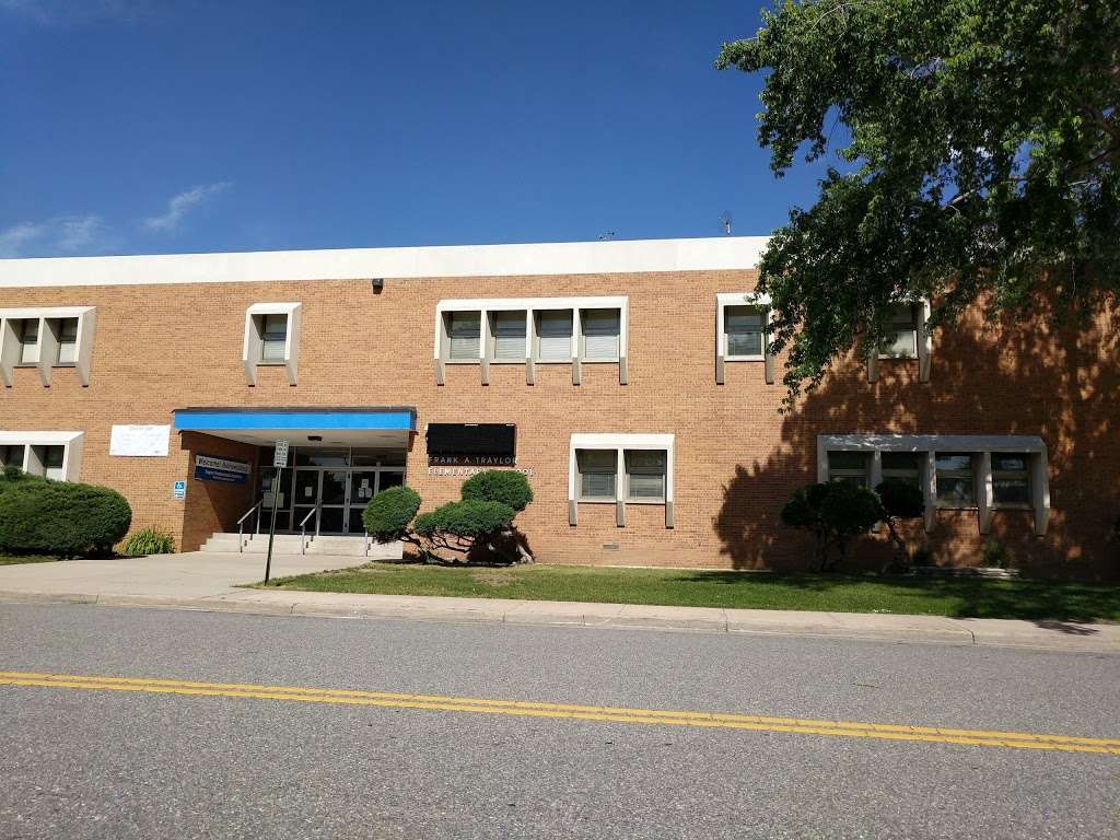 Traylor Elementary School | 2900 S Ivan Way, Denver, CO 80227, USA | Phone: (720) 424-3480