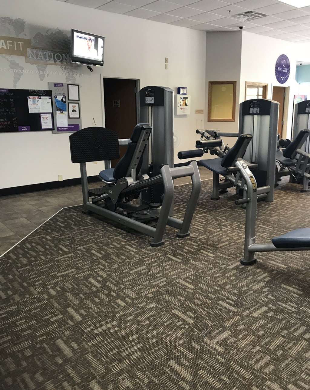 Anytime Fitness | 901 Meadowbrook Rd, Waukesha, WI 53188, USA | Phone: (262) 446-4141