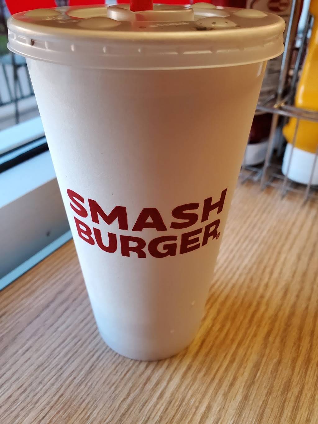 Smashburger | Delivery & Takeout Available | 2470 W Happy Valley Rd Suite 1195, Phoenix, AZ 85085, USA | Phone: (623) 780-1884