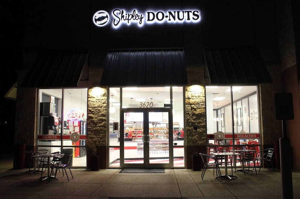 Shipley Do-Nuts | 3620 Ranch Rd 620 S #100, Bee Cave, TX 78738, USA | Phone: (512) 358-1486
