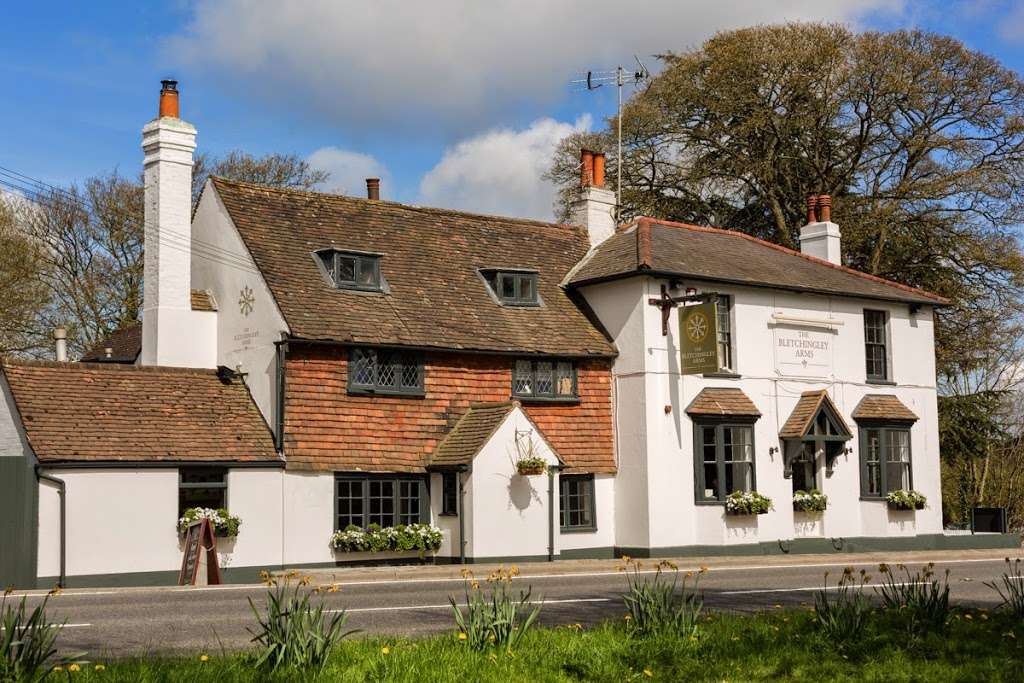 The Bletchingley Arms | 2 High St, Bletchingley, Redhill RH1 4PE, UK | Phone: 01883 740142