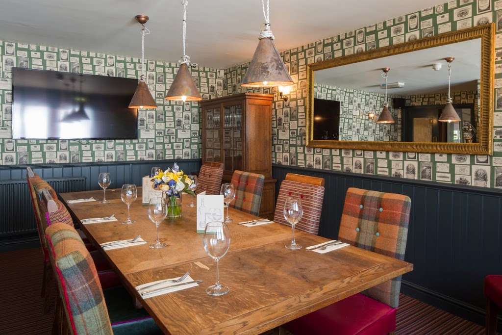 The Bletchingley Arms | 2 High St, Bletchingley, Redhill RH1 4PE, UK | Phone: 01883 740142