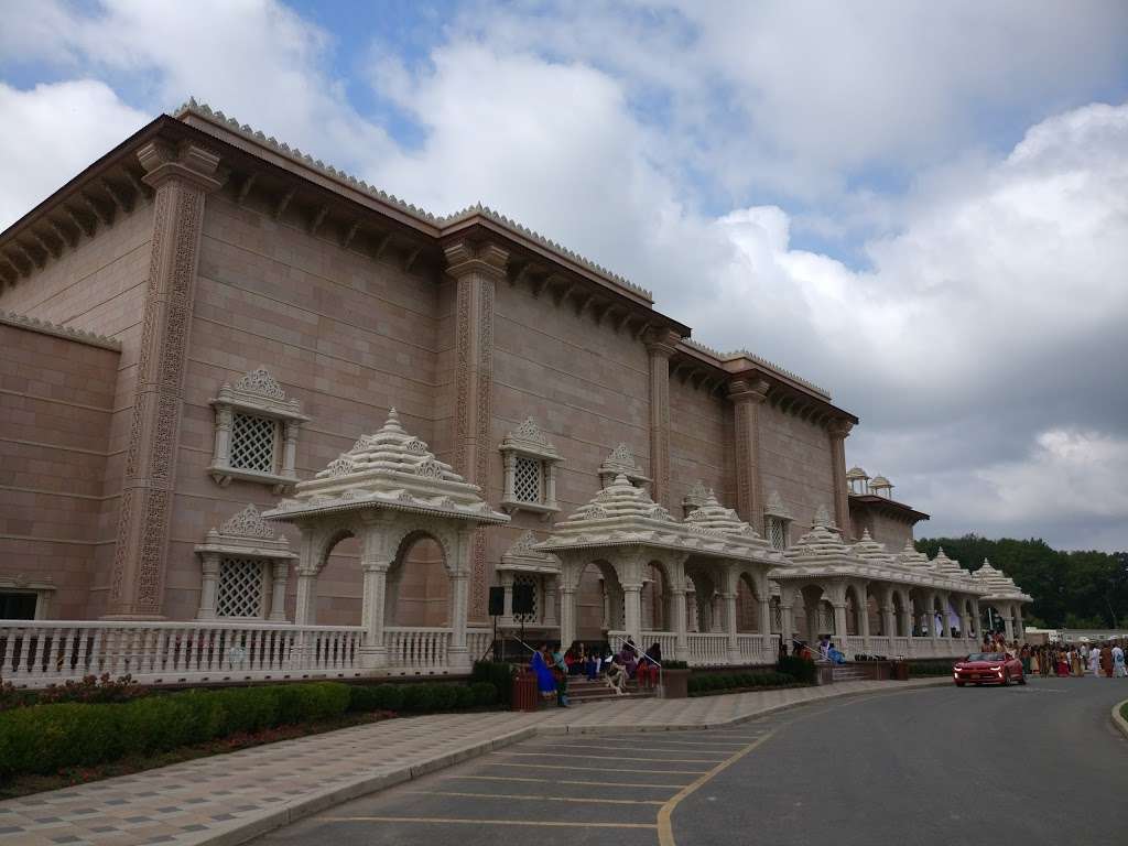 Shree Swaminarayan Temple | 1667 Amwell Rd, Somerset, NJ 08875, USA | Phone: (732) 873-8000