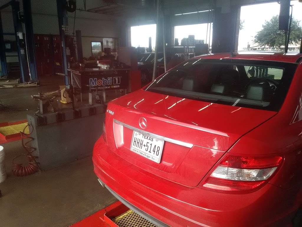 Greatwood Kwik Kar Lube & Tune | 1260 Crabb River Rd, Richmond, TX 77469, USA | Phone: (281) 545-9800