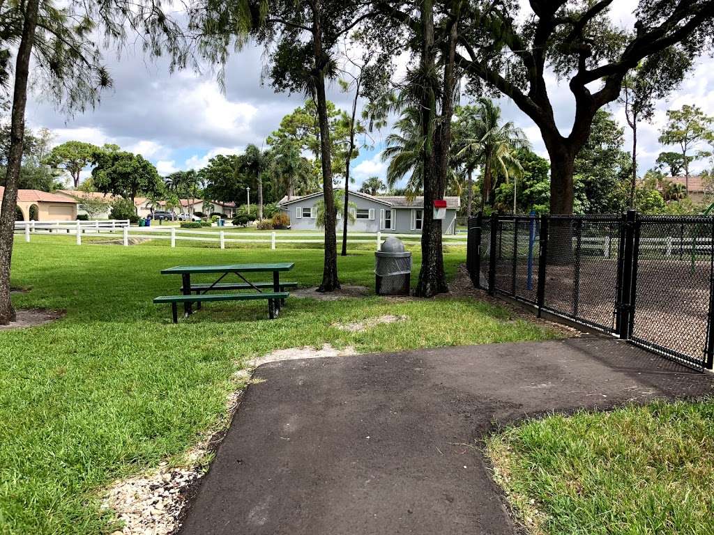 Countrywood Park | 8395 NW 14th Ct, Coral Springs, FL 33071, USA | Phone: (954) 345-2200