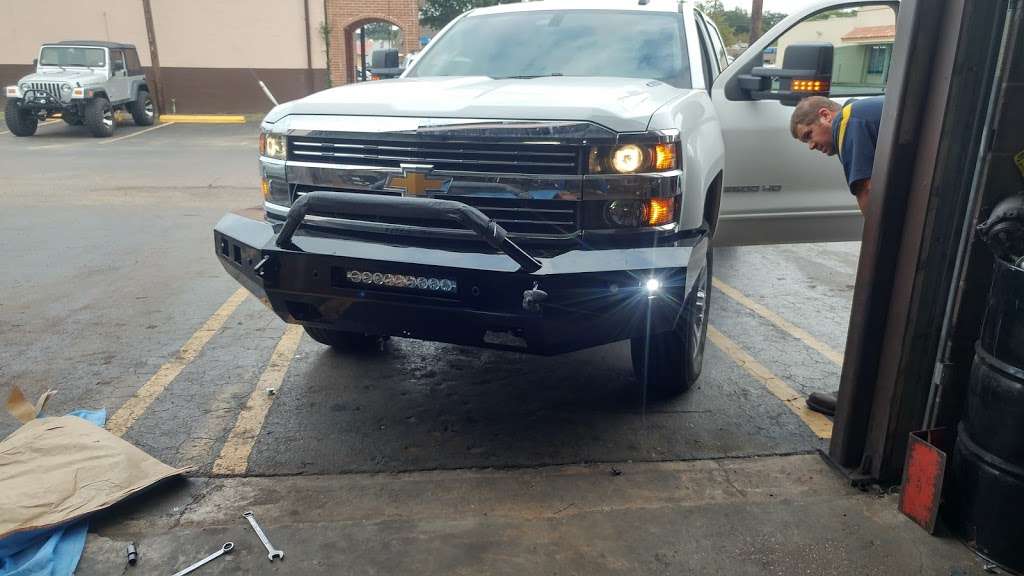 Southwest Houston Tire Sales | 5818 Bissonnet St, Houston, TX 77081, USA | Phone: (713) 664-7731