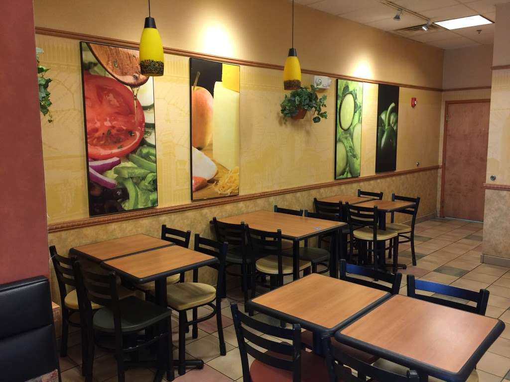 Subway | 3 Everett St #3D-2, Revere, MA 02151, USA | Phone: (781) 629-3910