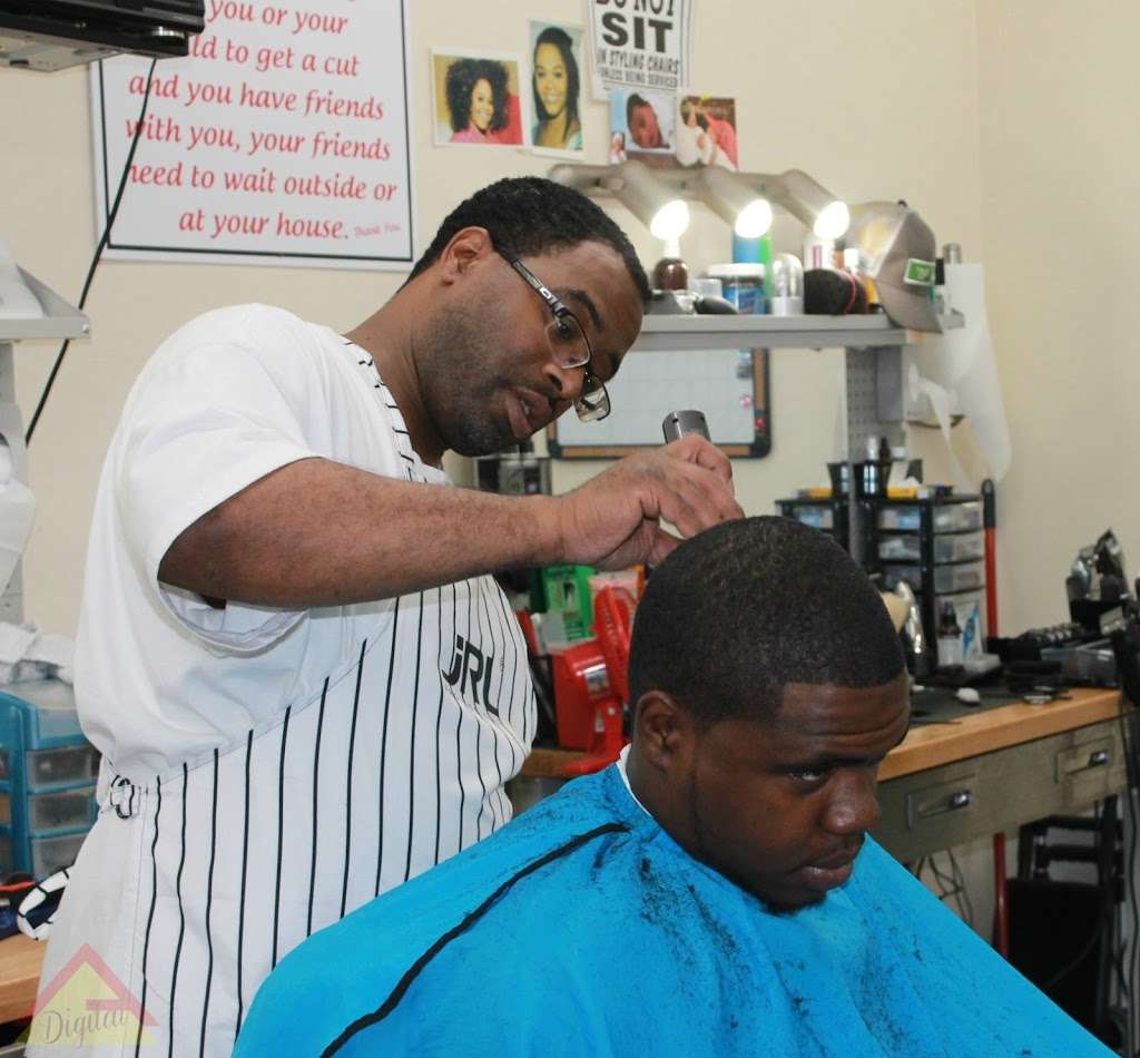 Campbells Barber Shop | 2037 Galilee Ave, Zion, IL 60099, USA | Phone: (847) 731-9275