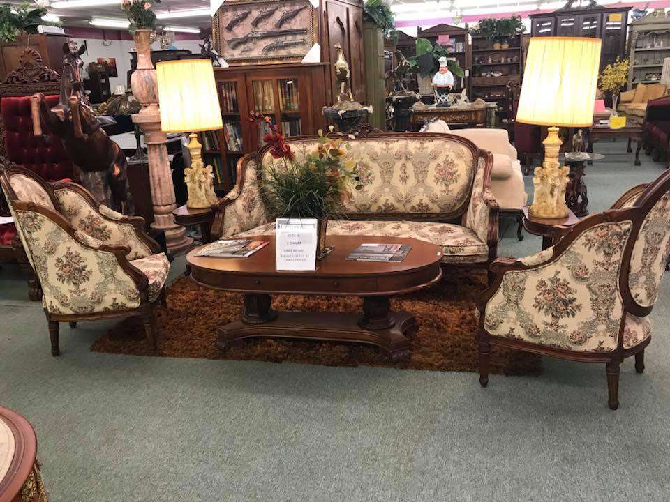 Orlando Antique Exchange | 6400 S Orange Ave, Orlando, FL 32809, USA | Phone: (407) 856-5122